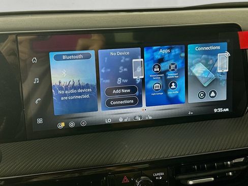 New 2026 Nissan Kicks SR w/ SR Premium Package FWD image 20