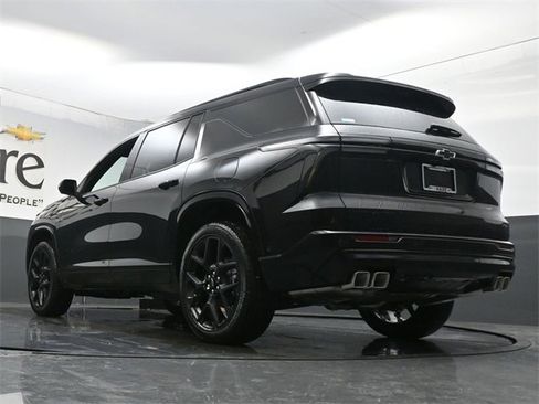 New 2026 Chevrolet Traverse RS w/ LPO, Floor Liner Package image 5