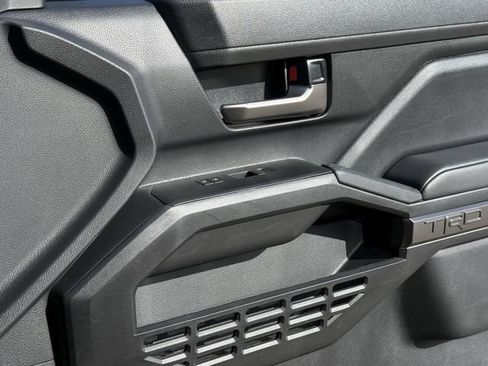 Used 2025 Toyota Tacoma TRD Sport RWD image 28