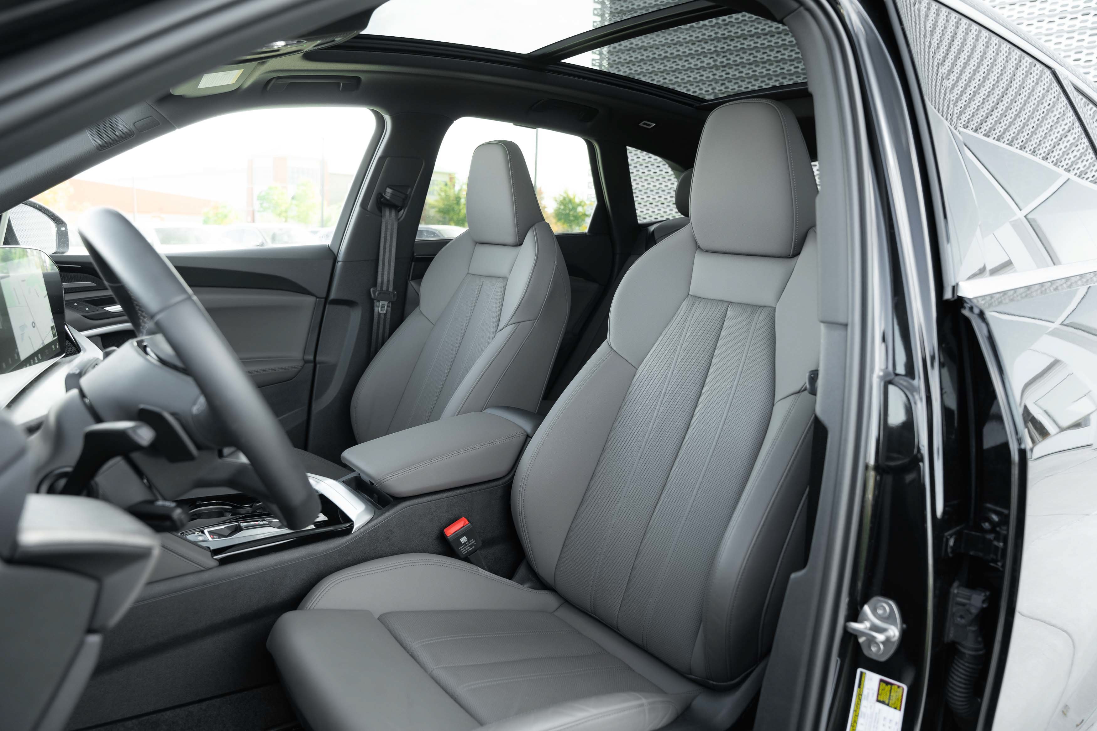 Certified 2025 Audi Q5 Premium Plus AWD/4WD image 18