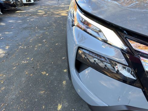 New 2026 Nissan Rogue SV image 10