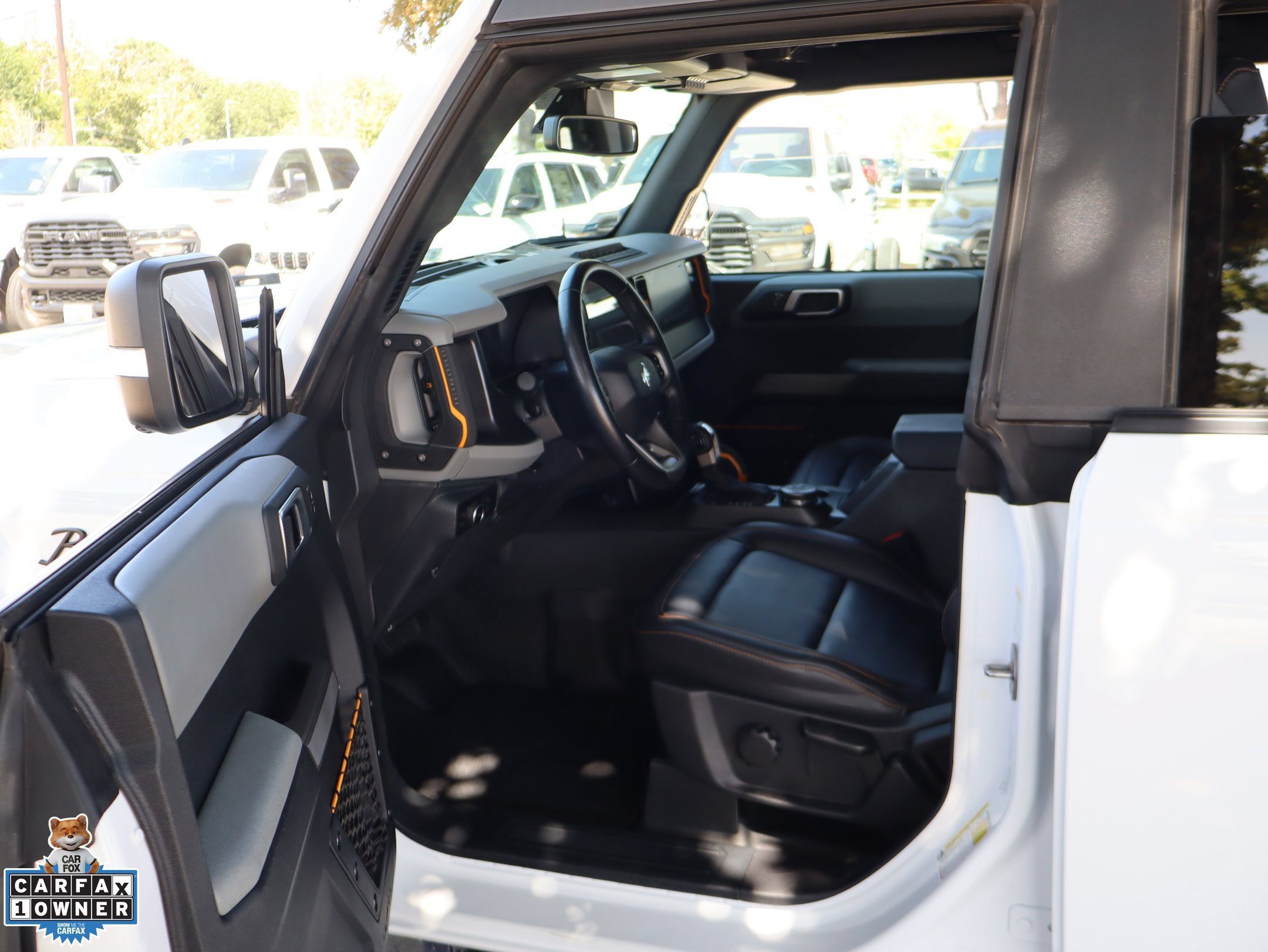 Used 2023 Ford Bronco Badlands w/ Sasquatch Package AWD/4WD image 24
