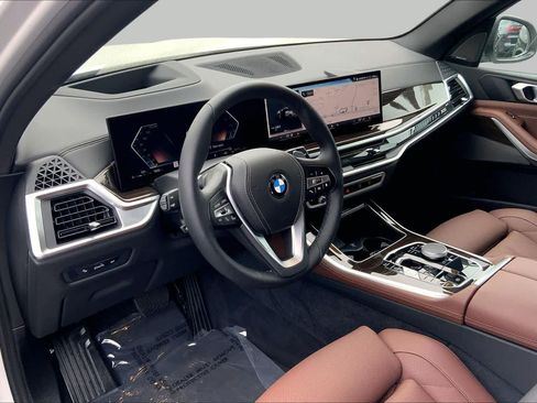 Used 2024 BMW X5 sDrive40i w/ Premium Package RWD image 19