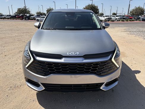 Used 2024 Kia Sportage LX FWD image 8