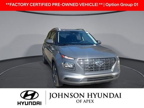 Certified 2026 Hyundai Venue SEL FWD image 2