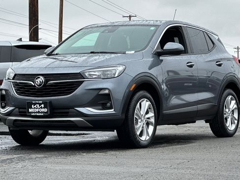 Used 2022 Buick Encore GX Preferred w/ Cold Weather Comfort Package AWD/4WD image 9