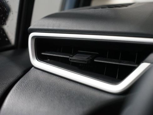 Certified 2025 Toyota Corolla LE image 23