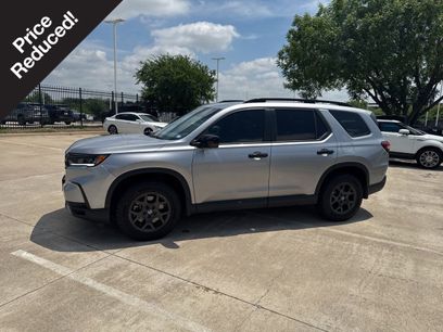 Used 2025 Honda Pilot TrailSport