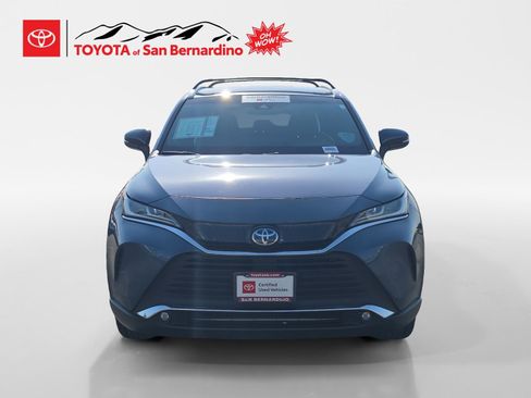 Certified 2024 Toyota Venza XLE image 8