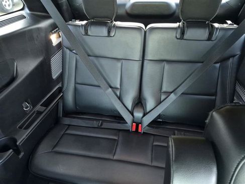 Used 2020 Ford Explorer ST w/ Premium Technology Package AWD/4WD image 9