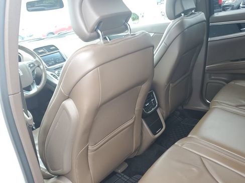 Used 2016 Lincoln MKX Reserve AWD/4WD image 14