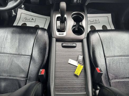 Used 2017 Honda Ridgeline RTL-T image 18