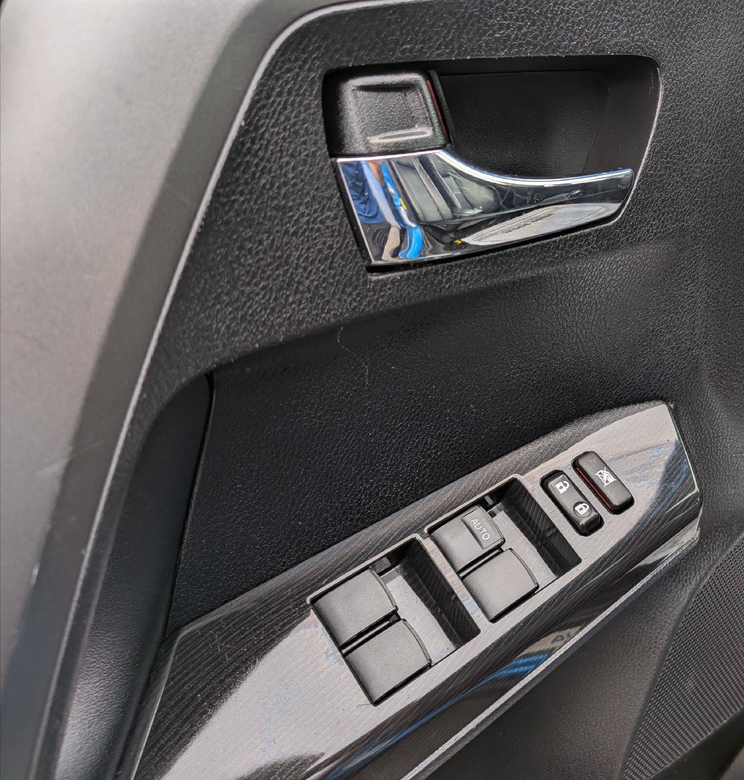 Used 2016 Toyota RAV4 SE AWD/4WD image 15