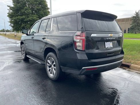 Used 2022 Chevrolet Tahoe LT w/ LT Signature Package AWD/4WD image 3