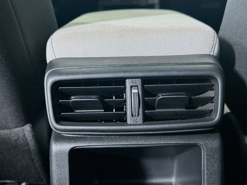 Used 2024 Honda Prologue EX image 27