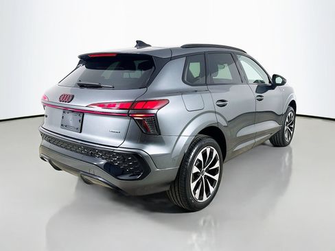 New 2026 Audi Q3 quattro 2.0T AWD/4WD image 5