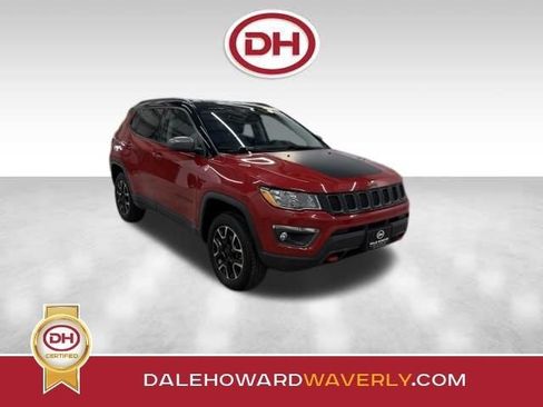 Used 2020 Jeep Compass Trailhawk AWD/4WD image 1