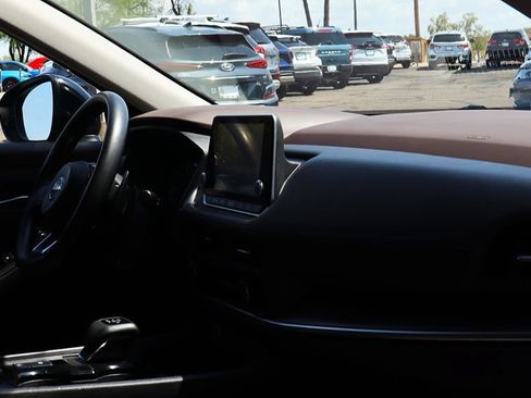Used 2023 Nissan Rogue SV AWD/4WD image 31