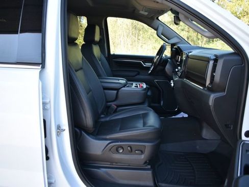 Used 2023 GMC Sierra 1500 SLT image 16