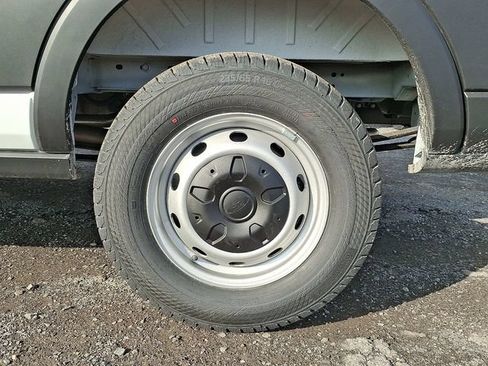 New 2026 Ford Transit 250 148 Medium Roof RWD image 5