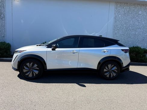 Certified 2023 Nissan Ariya AWD image 3