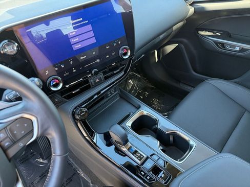 Used 2024 Lexus NX 350 AWD w/ Vision Package image 18