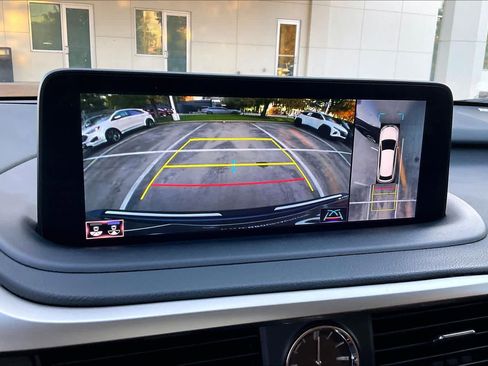 Certified 2022 Lexus RX 350 FWD w/ Luxury Package image 24