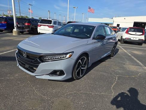 Used 2021 Honda Accord Sport image 4