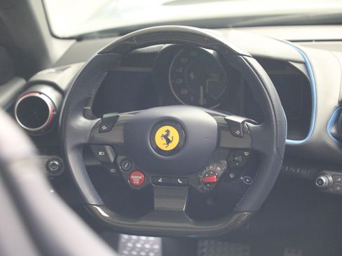 Certified 2022 Ferrari 812 GTS RWD image 20
