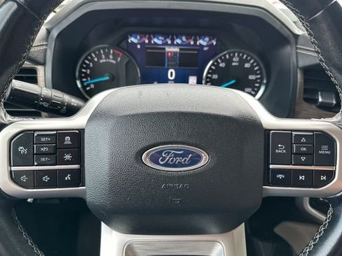 Used 2024 Ford Expedition Limited AWD/4WD image 34