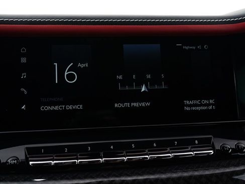 Certified 2025 Rolls-Royce Cullinan Black Badge AWD/4WD image 46