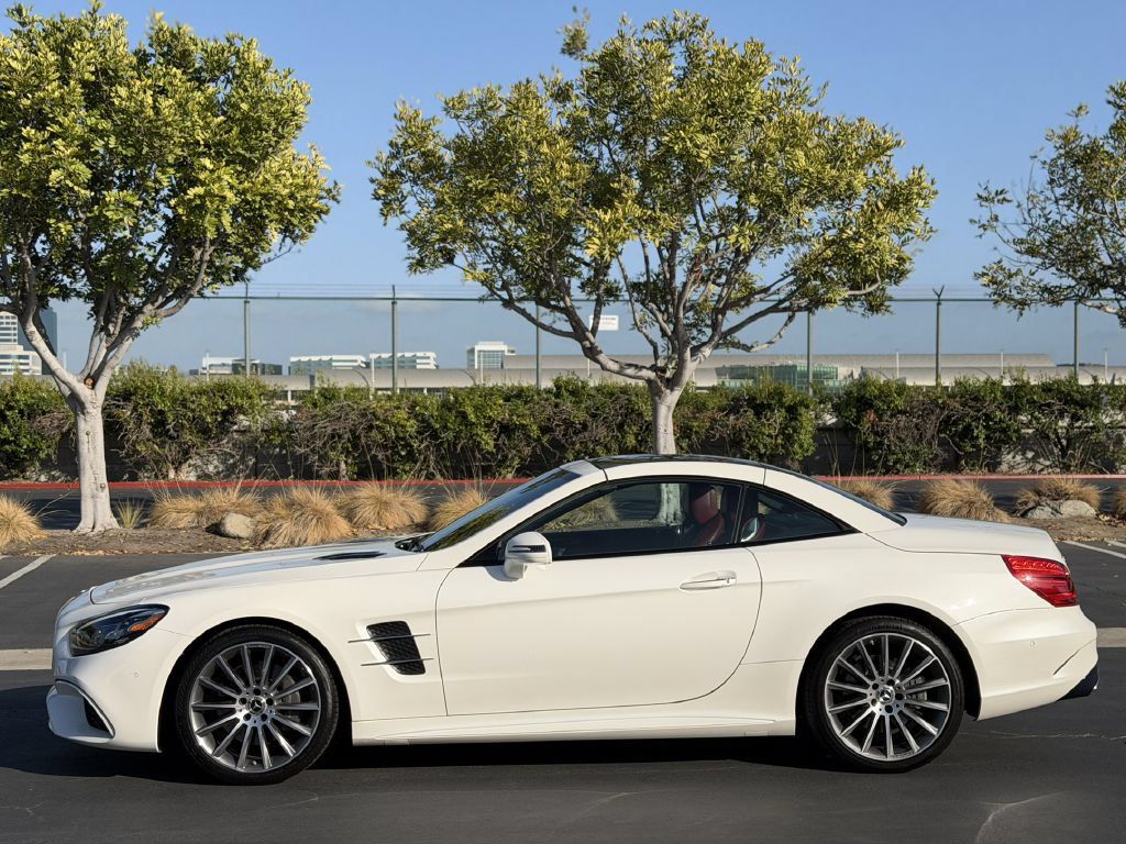 Used 2018 Mercedes-Benz SL 450 image 16