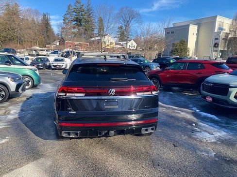 New 2026 Volkswagen Atlas Cross Sport SEL Premium R-Line image 5