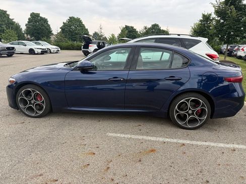 Used 2019 Alfa Romeo Giulia Ti Sport w/ Quick Order Package 22S Sport AWD/4WD image 6