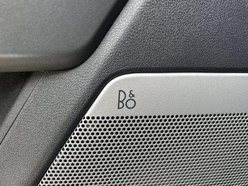 Used 2023 Ford F350 Lariat w/ Chrome Package image 27