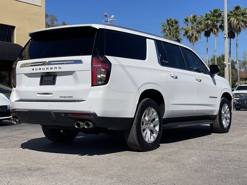 Used 2023 Chevrolet Suburban Premier image 13
