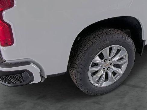 New 2026 Chevrolet Silverado 1500 Custom AWD/4WD image 13