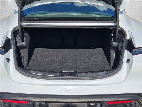 Used 2020 Porsche Taycan 4S image 6