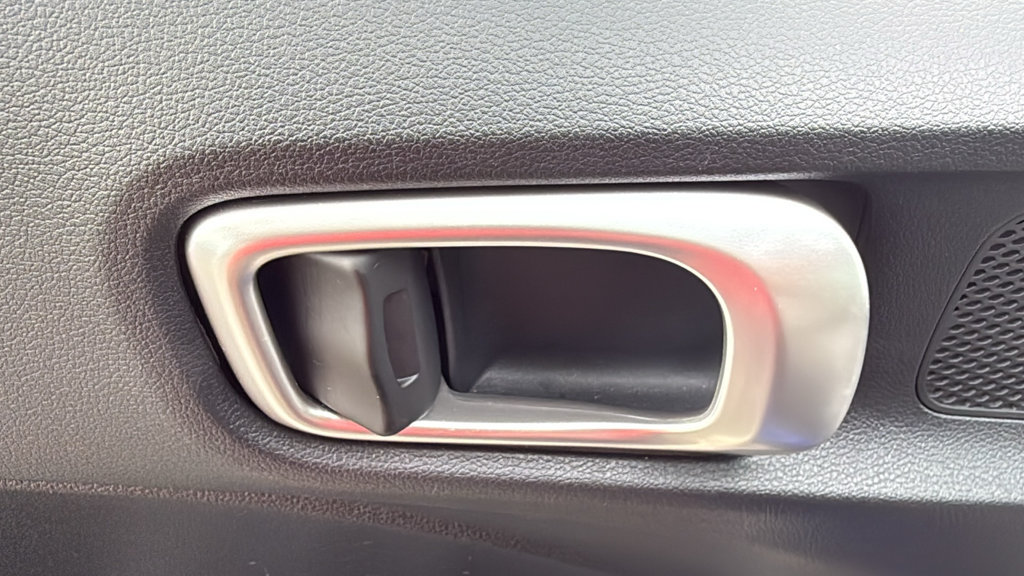 Used 2026 Hyundai Venue SEL FWD image 17