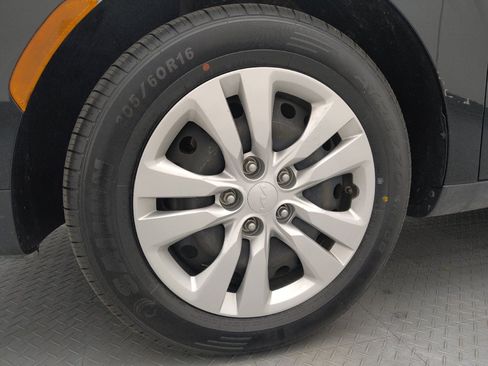 Used 2022 Kia Soul LX FWD image 31
