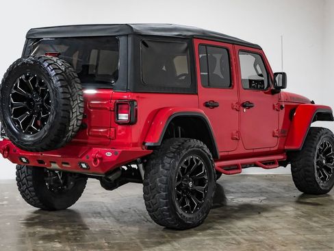 Used 2019 Jeep Wrangler Unlimited Rubicon AWD/4WD image 7