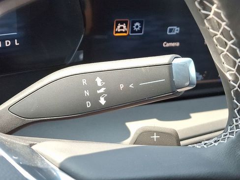 New 2026 Chevrolet Traverse LT w/ Driver Confidence Package FWD image 9