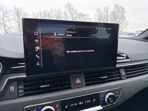 Used 2025 Audi A4 2.0T Premium w/ Convenience Package image 29