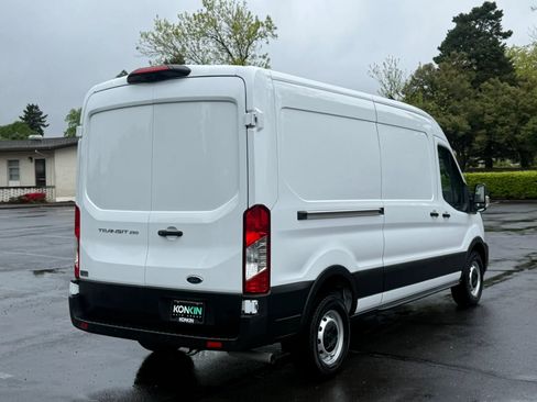 Used 2023 Ford Transit 250 Medium Roof w/ Load Area Protection Package image 6