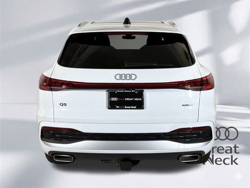 Certified 2025 Audi Q5 Premium Plus w/ Premium Plus image 24