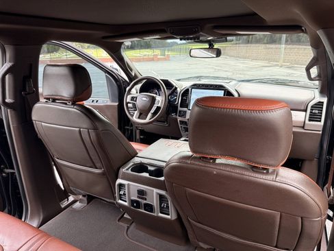 Used 2022 Ford F250 King Ranch w/ King Ranch Ultimate Package AWD/4WD image 23