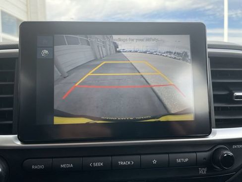 Used 2026 Hyundai Venue SEL FWD image 17
