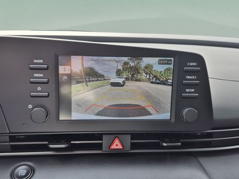 New 2026 Hyundai Elantra SEL Sport FWD image 23