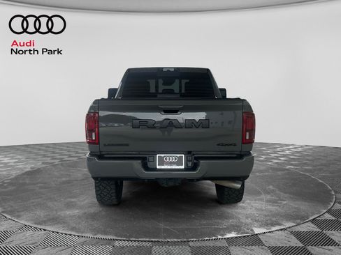 Used 2025 RAM 2500 Laramie AWD/4WD image 4