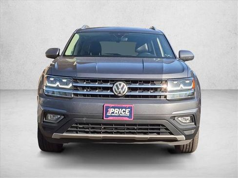 Used 2019 Volkswagen Atlas SE FWD image 2